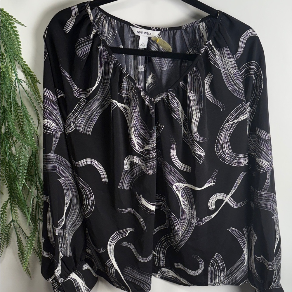 Nine West Swirl Patterned Blouse in Black and White